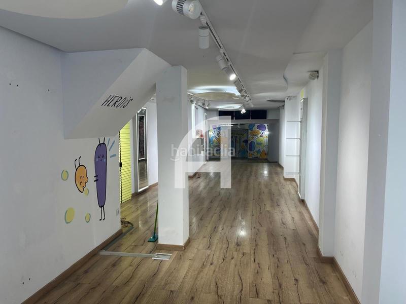 Foto 62b0608b-f99b-400d-97f4-f4a8dd337f55. Rent business premise in Barri del Centre Terrassa