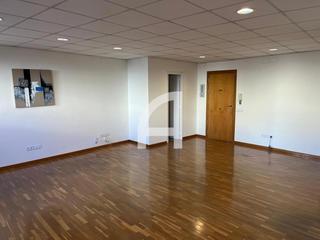 Büro in CARRER DE LA FONT VELLA