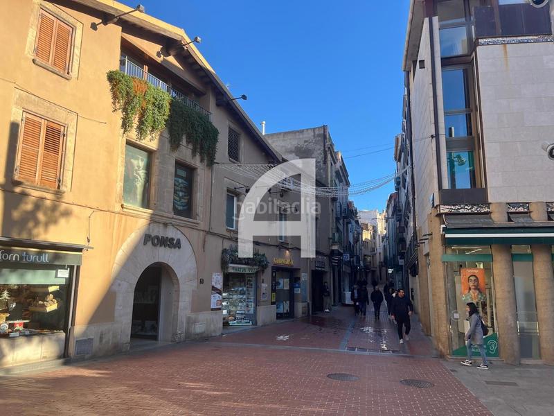 Foto b8bc922d-4721-4c0d-a619-f05bd771cd3f. Location bureau avec chauffage dans Barri del Centre Terrassa