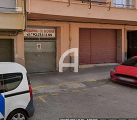 Location Parking voiture  Bruc. Plaza de aparcamiento para coche pequeño o moto en  ca naurell
