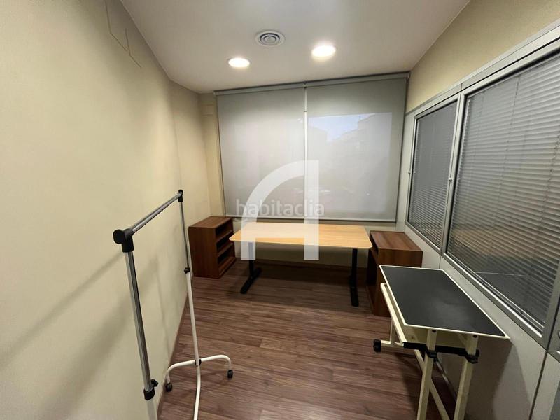 Foto 3e22a178-617e-41be-9bd9-a7b560198b9f. Alquiler oficina s de aquiler junto al parc de sant jordi en Terrassa