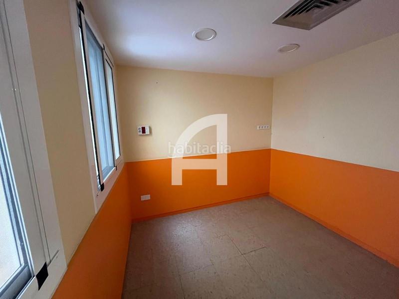 Foto 1683efc6-4f1f-4b86-9cfc-5b80f22debe5. Location bureau avec chauffage dans Barri del Centre Terrassa