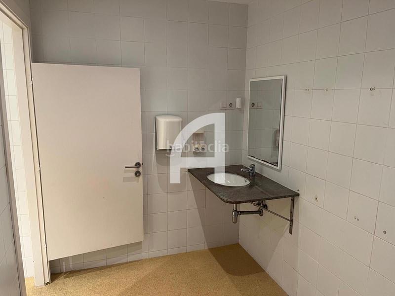 Foto 6711ee63-6f3f-453d-81c6-e67f27bda609. Location bureau avec chauffage dans Barri del Centre Terrassa