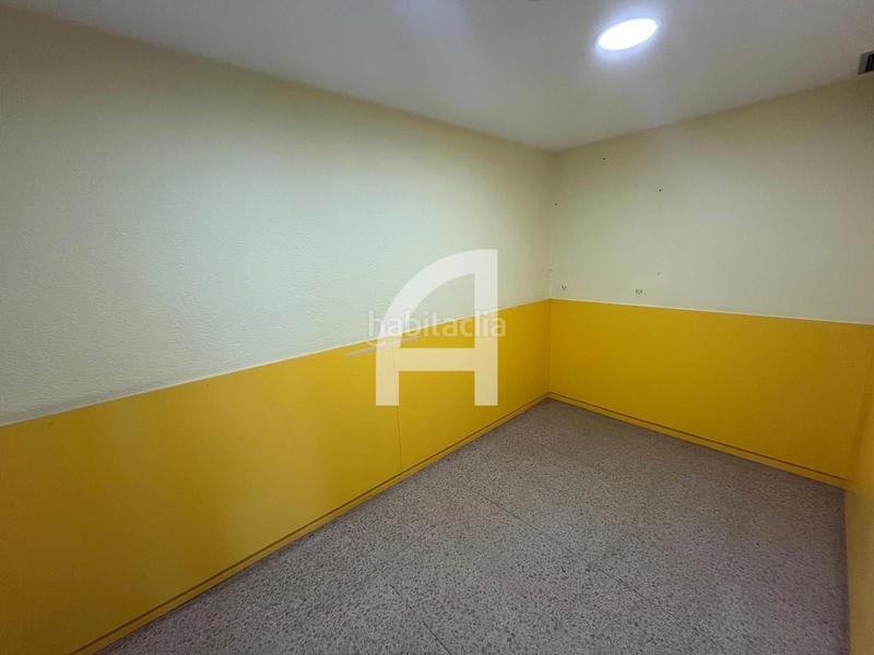 Foto 67bd1559-af74-4f7f-9ce1-fc0bdcdb8a8d. Location bureau avec chauffage dans Barri del Centre Terrassa