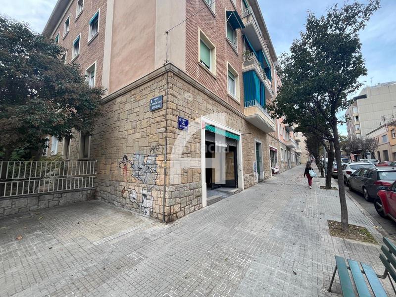 Foto 6841557d-aa4f-4eac-9abc-76094156082b. Lloguer local comercial a Vallparadís - Antic Poble de Sant Pere Terrassa