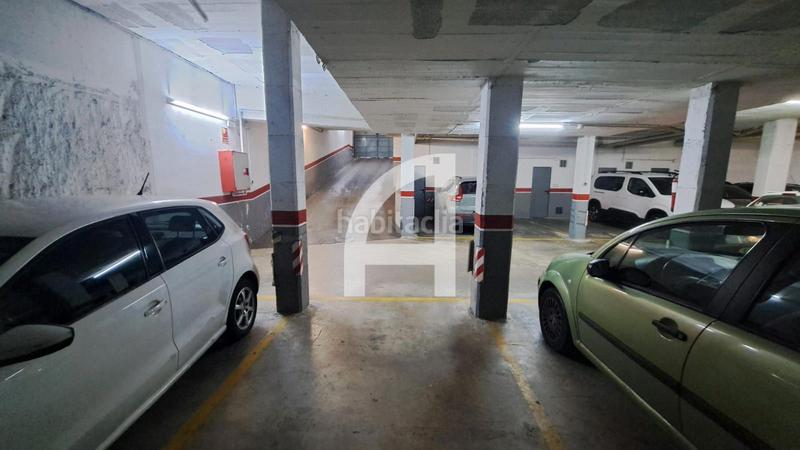 Foto cb992501-14cb-4abc-845d-cc8f612b9635. Posto auto in Barri del Centre Terrassa