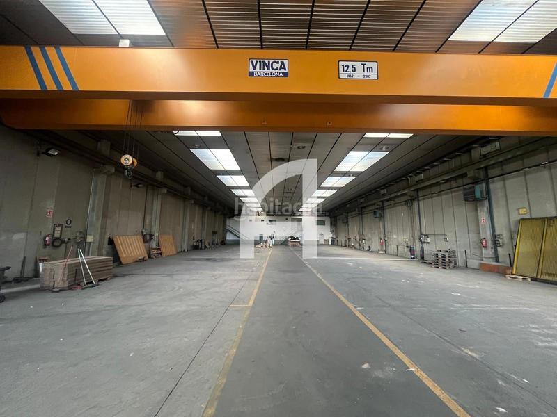 Foto 08ff23a7-9d9b-46f5-8c6e-05b26b806fc8. Bâtiment à usage industriel dans Polígon Industrial Santa Margarida Terrassa