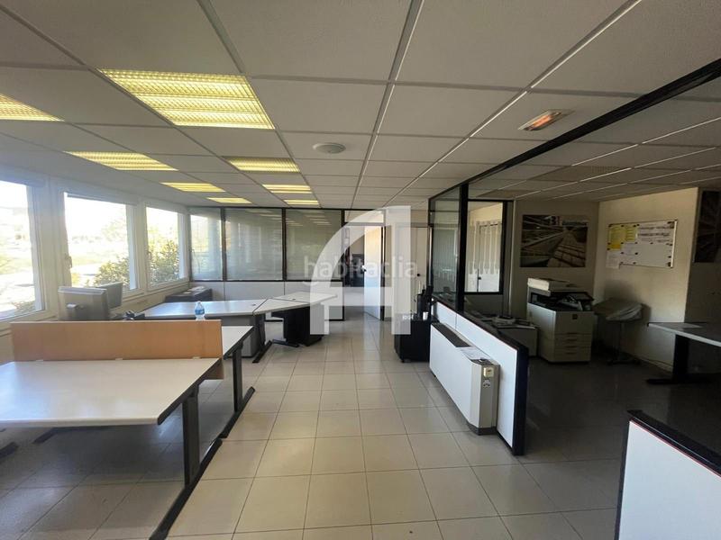 Foto 78a08269-e62c-4d6e-9d09-f641a8560d24. Bâtiment à usage industriel dans Polígon Industrial Santa Margarida Terrassa