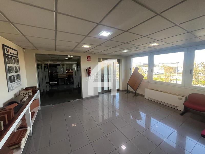 Foto a2def24b-318a-4e9a-8692-b18bc976ac42. Bâtiment à usage industriel dans Polígon Industrial Santa Margarida Terrassa