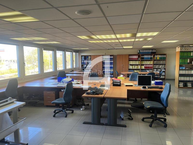 Foto ac395a76-2912-42a3-8c84-761a99152b8c. Bâtiment à usage industriel dans Polígon Industrial Santa Margarida Terrassa