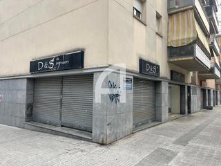 Miete Geschäftsraum  Dr. calsina. Local esquinero en alquiler zona sant pere nord
