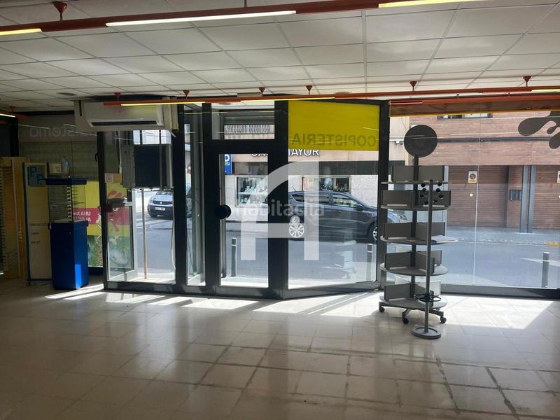 Foto 22348d84-7f90-490f-94c1-edd711599c9d. Rent business premise in Ca n'Aurell Terrassa