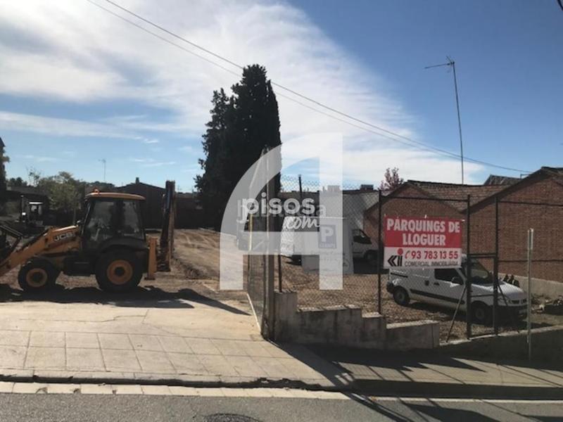 Foto d717f92e-c844-4c2f-aa55-1291cabe2bd1. Rent car parking in Viladecavalls