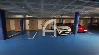 Autoparkplatz  Carrer d'amadeu de savoia. Plaza de parking con trastero en venta en amadeu de savoia
