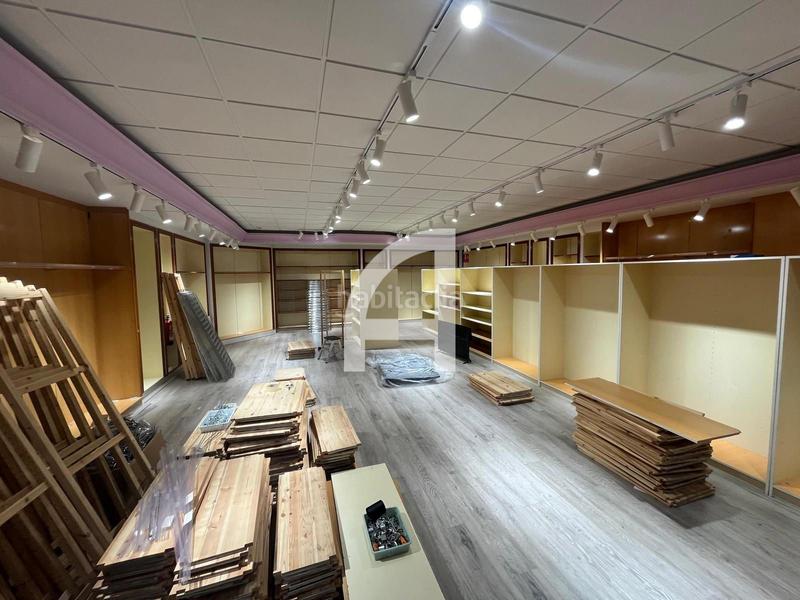 Foto cc7e40f2-42c6-4df5-8b83-3cea188b2a25. Miete geschäftsraum in Ca n'Aurell Terrassa