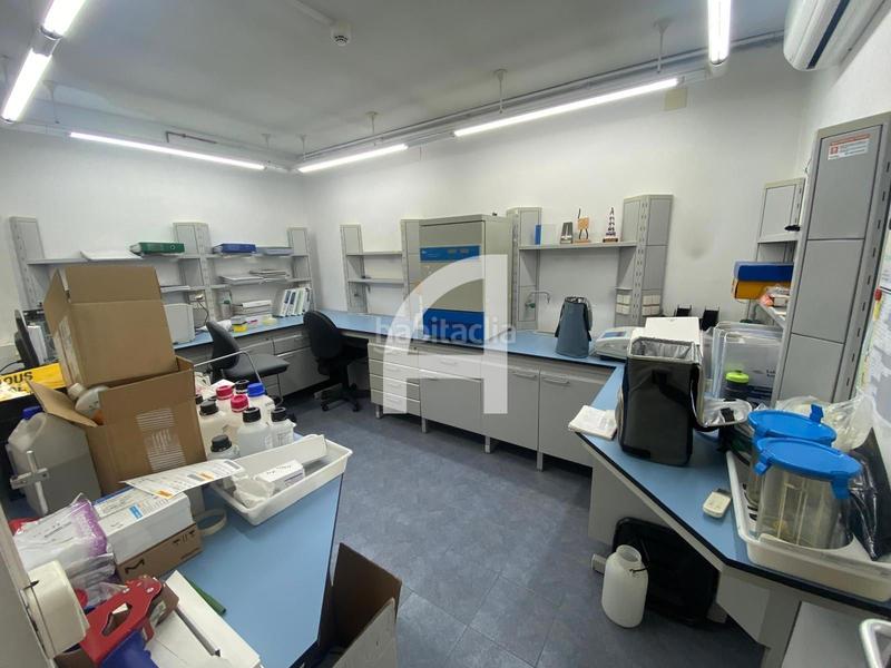 Foto 3200254c-ba10-4ab5-a85e-03a04562dc51. Alquiler oficina  de alquiler oportunidad única en el centro en Terrassa