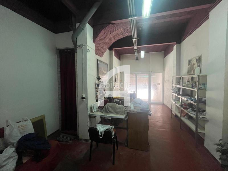 Foto adfc5645-b2d7-4ac0-821b-83f0b1ea5a6f. Local comercial local de alquiler en ca naurell en Terrassa