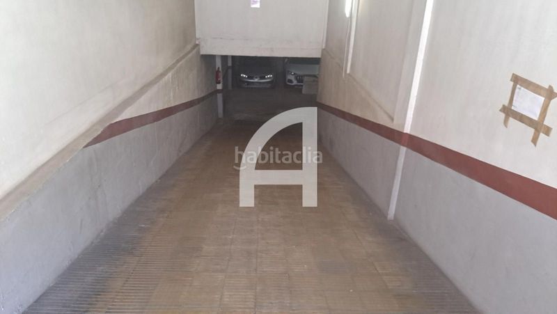 Foto b7258ea4-ca9b-405b-9c71-fb7523f08d4a. Aparcament cotxe a Vallparadís - Antic Poble de Sant Pere Terrassa