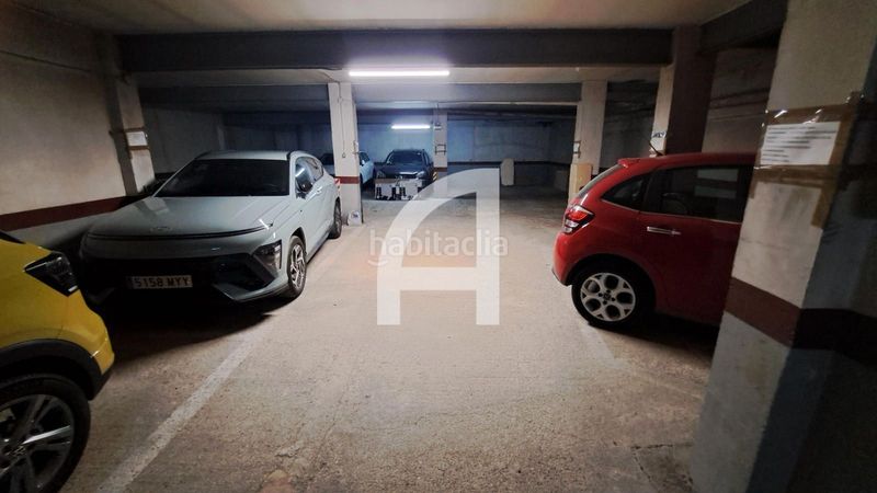 Foto d01dc8f7-3b2d-4720-9712-2d934680c82d. Aparcament cotxe a Vallparadís - Antic Poble de Sant Pere Terrassa