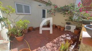 Maison  Plaça del progrés. Casa  en venta en  la  plaça del progrés terrassa