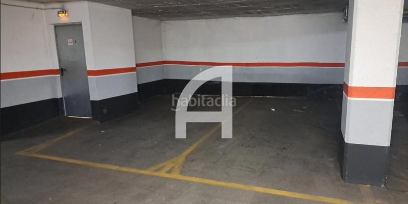 Foto 5095f1f6-05fc-41c9-889e-2293edf4dc49. Parking coche varias plazas de parking en venta en pleno centro en Terrassa