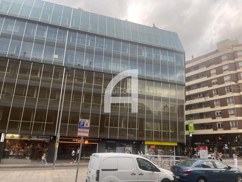 Foto 0f514975-0d8f-43d4-9e7d-64367198042d. Affitto ufficio in Ca n'Aurell Terrassa