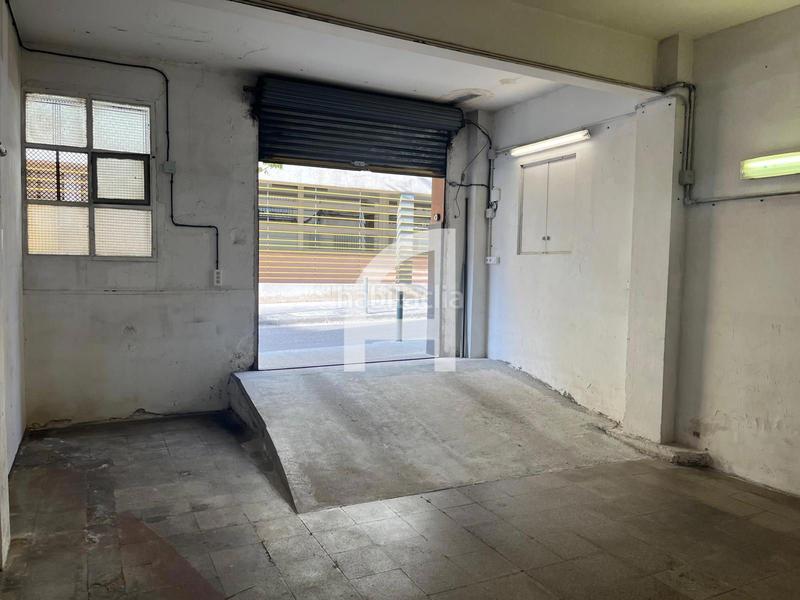 Foto 6745bb6e-793e-4707-a73d-4c2d0cbf6c88. Alquiler local comercial local de alquiler en el barrio de sant pere en Terrassa