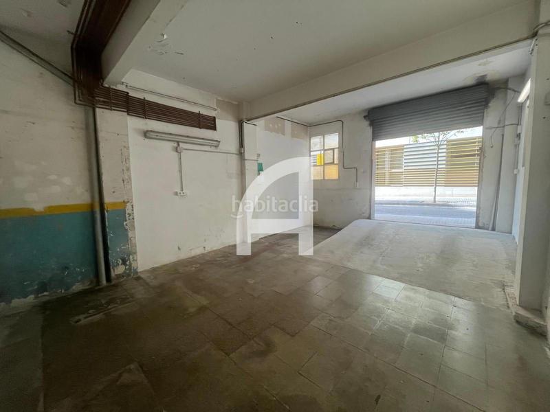 Foto e1cedf45-c07a-4506-acf8-86a31ed024d9. Alquiler local comercial local de alquiler en el barrio de sant pere en Terrassa