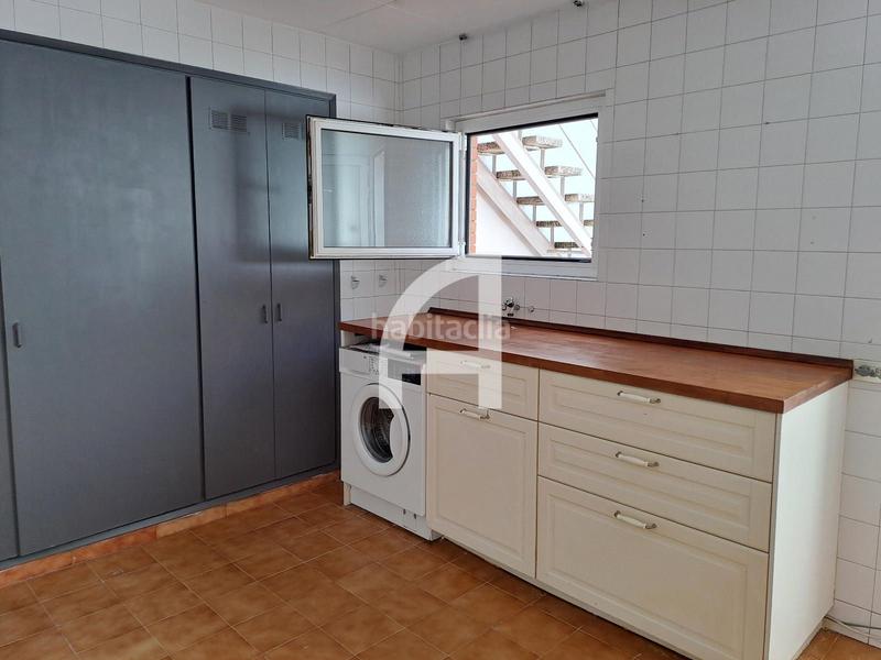 Foto b5dbbd90-4403-4420-ac65-81f2b99c7112. Miete haus mit heizung in La Cogullada Terrassa