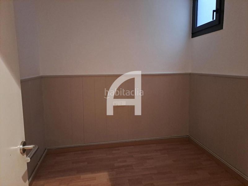 Foto 6d4d2ab8-d770-4f09-805c-f8cb1270b622. Rent house with heating in La Cogullada Terrassa