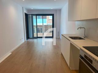 Miete Etagenwohnung  Carrer d'avinyó. Piso en alquiler en residencial avinyó, obra nueva en terrassa