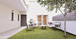 Casa  Passatge del gremi dels artistes. Casa de obra nueva en el centro de terrassa  dos habitaciones co