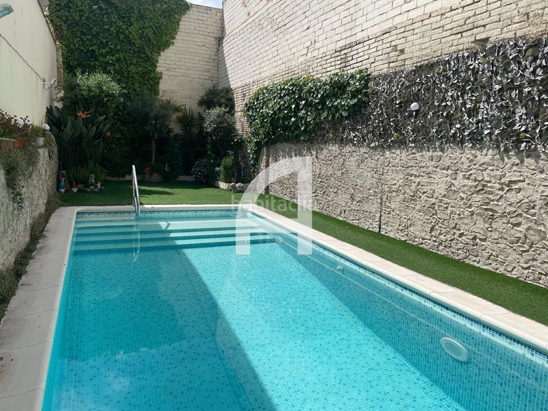 Foto 49e8ade7-b57c-453d-bdaf-3c25f4145798. Casa amb calefacció aparcament piscina a Ca n'Aurell Terrassa