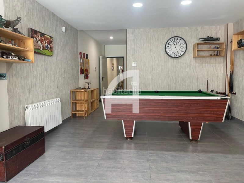Foto 56f45d84-2c28-4718-a20e-e738044a1705. Casa amb calefacció aparcament piscina a Ca n'Aurell Terrassa