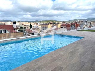 Pis  Pl. de la cooperativa. Espacio, luz y bienestar tu próximo hogar con piscina y parking