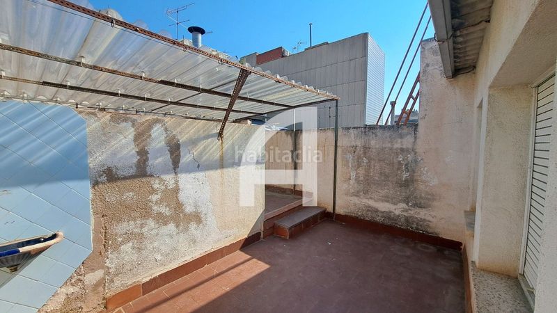 Foto 7598fcaa-7350-404b-84a5-58aab8a1f006. Casa amb aparcament a La Cogullada Terrassa