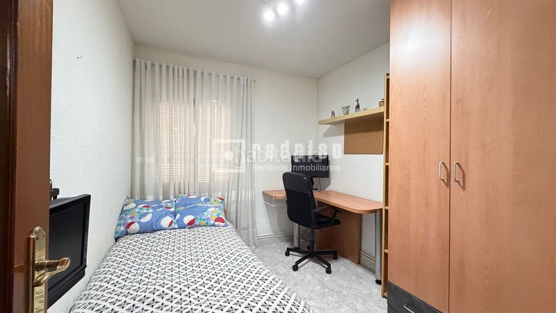 Foto 0b8748eb-8891-46a2-9bca-f9b114c0d183. Piso en Zarzaquemada Leganés