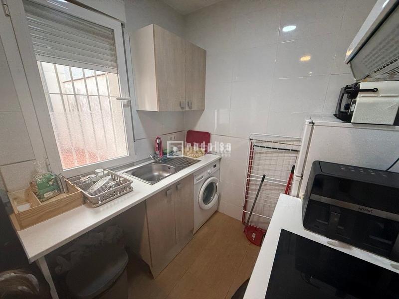 Foto 0f4b35b4-cbe3-4ce9-a6ff-d4c42ee185df. Geschäftsraum in Legazpi Madrid