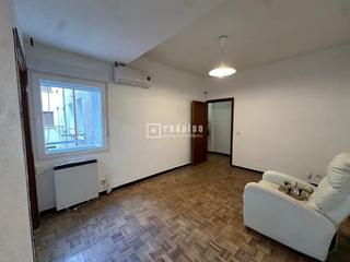 Miete Etagenwohnung in Chopera. Alquiler vivienda 3 dormitorios en barrio chopera