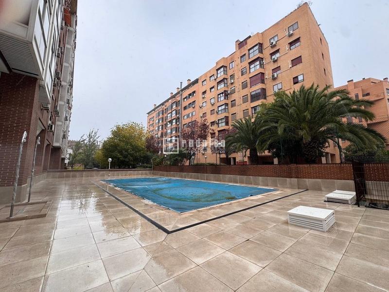 Foto 565f6744-21f1-4066-a86a-6c0127065c6f. Alquiler piso en Legazpi Madrid