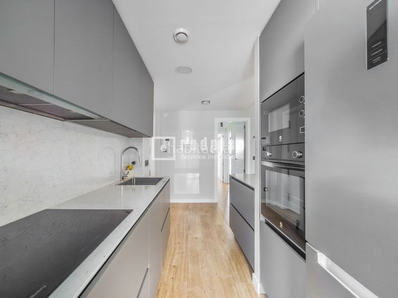 Foto 828ee219-9996-4db2-9e99-f55d5e9f61ee. Piso redpiso Legazpi vende en exclusiva! en Legazpi Madrid