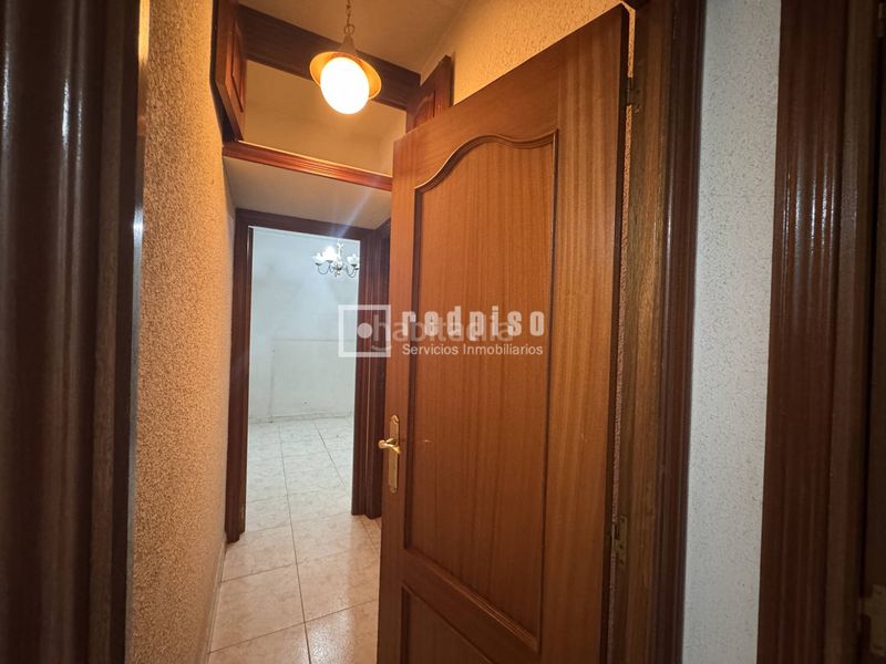 Foto ce22ed4b-ce20-4910-ad77-79d11bc4b237. Pis amb calefacció aparcament a Legazpi Madrid