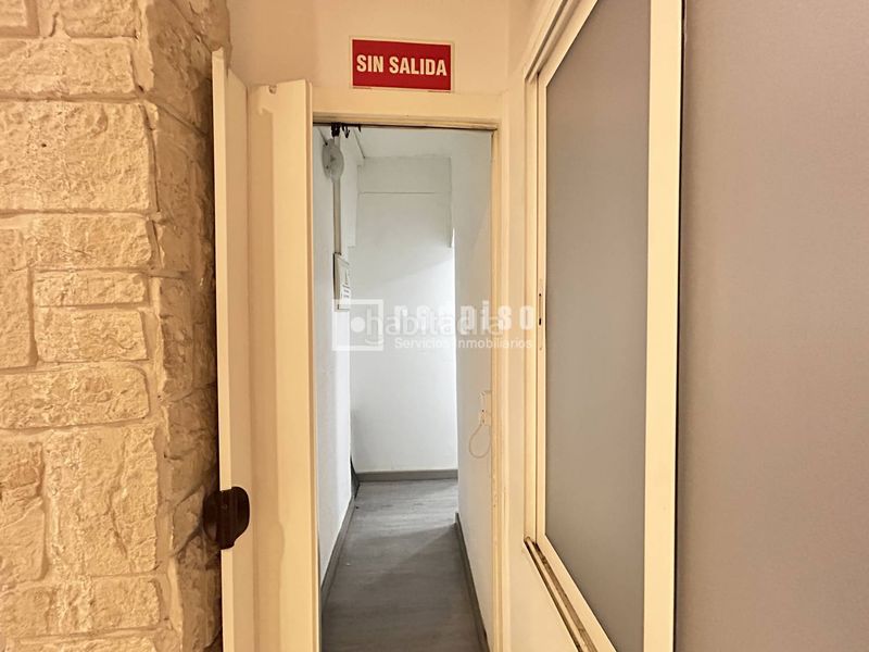 Foto 42c20426-74cb-4320-93f1-ddad297afcd8. Rent business premise in Chopera Madrid