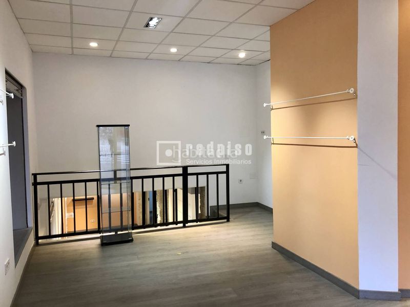 Foto 502825a3-89d4-4119-a759-bea169e821e0. Rent business premise in Chopera Madrid
