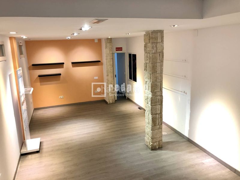 Foto 63533bf7-d865-48db-80eb-57bc88d10ab2. Rent business premise in Chopera Madrid