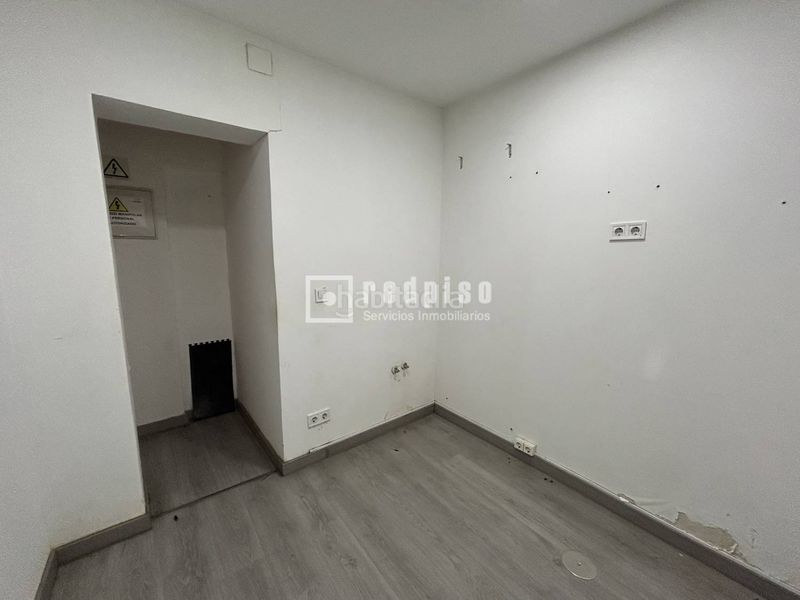 Foto b9bd3803-d01e-44d7-a556-27a0ed8221f3. Rent business premise in Chopera Madrid