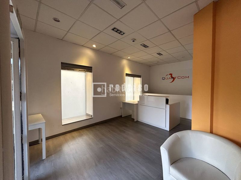 Foto f15eb490-dd70-4aa8-a493-5d66ffa73a78. Rent business premise in Chopera Madrid