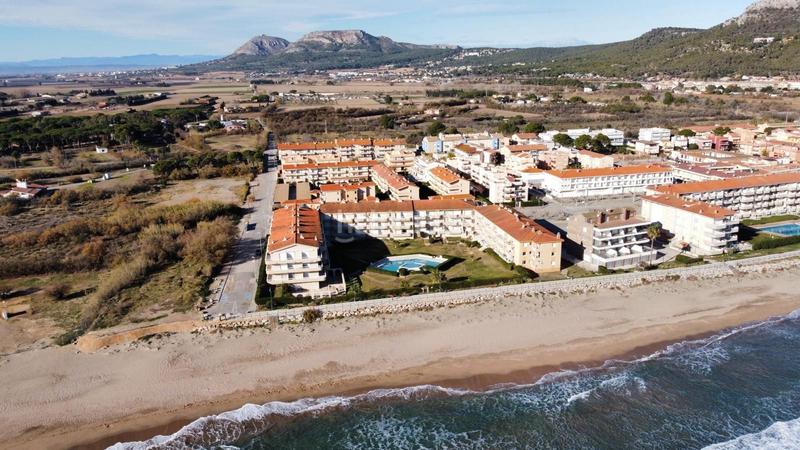 Foto 461f578d-613f-483f-b8e7-ae50a917a27b. Apartamento  delante la playa en Els Griells Estartit