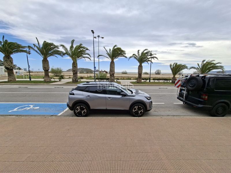 Foto 5e121e77-5b53-4c0d-b572-b25caff4cf59. Local comercial a l´Estartit poble Estartit
