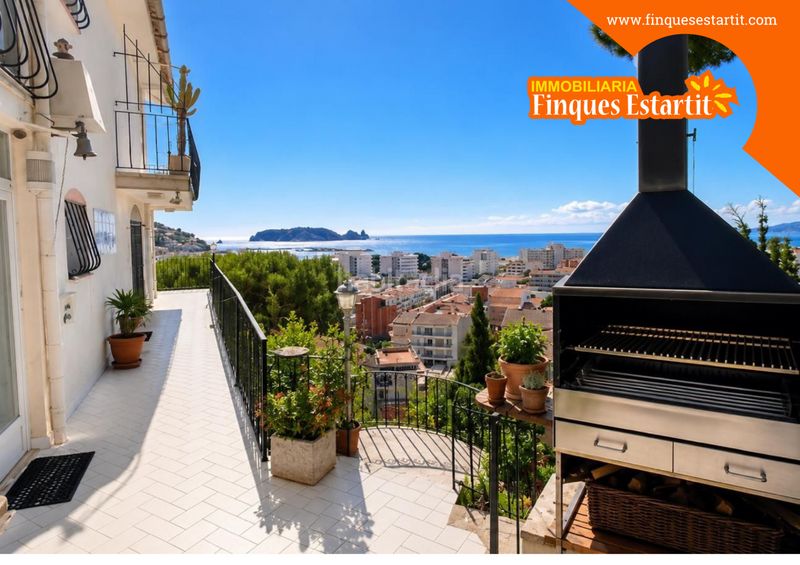 Foto a78bb7ee-fdba-4a0e-9813-06c32a71ba20. Casa amb calefacció aparcament a l´Estartit poble Estartit